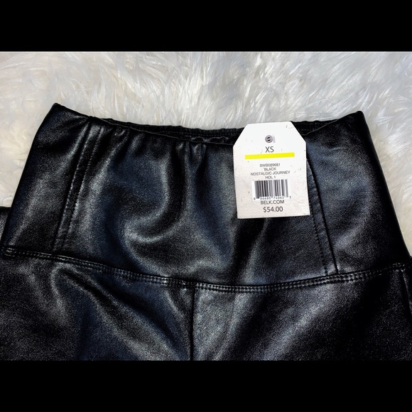 Wonderly Pull On Faux Leather Flare Pants - Picture 7 of 7